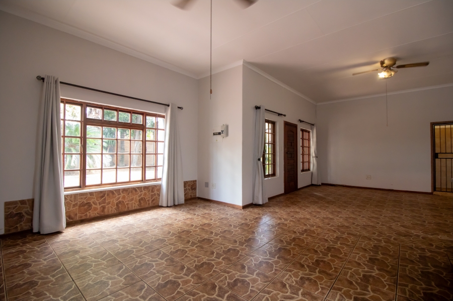 To Let 3 Bedroom Property for Rent in Geelhoutpark North West